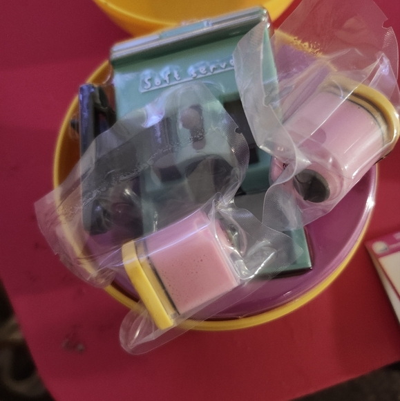 COPY - Miniverse Appliance Soft Serve Machine - Picture 3 of 3